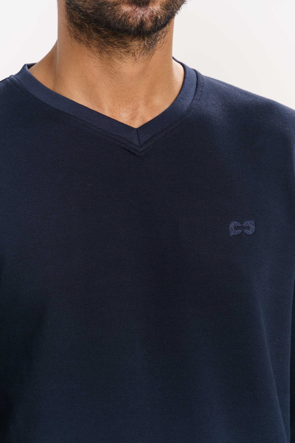 ORGANIC COTTON V NECK SWEAT SHIRT FOR MEN - Image 3