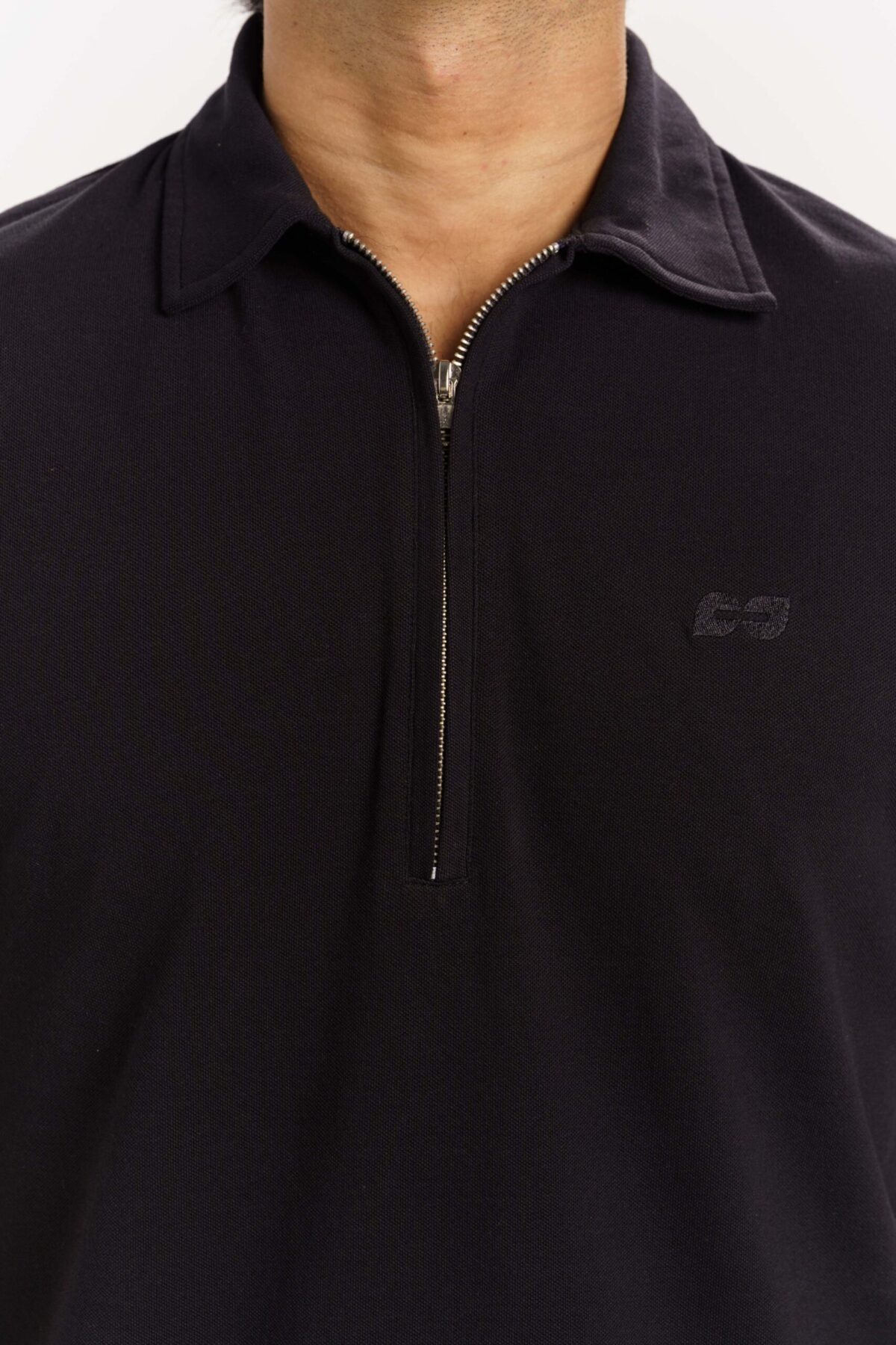 Organic Cotton Pique Zippered Collar T-Shirt - Image 3